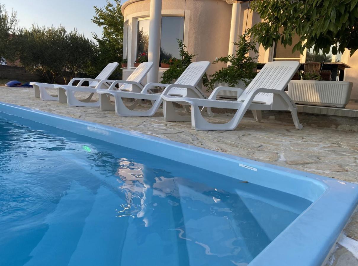 Villa Bubica- Cozy Holiday Home In Rural Area With Pool Stankovci  المظهر الخارجي الصورة
