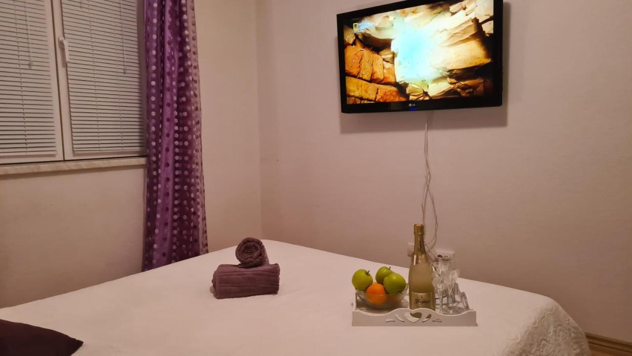 Villa Bubica- Cozy Holiday Home In Rural Area With Pool Stankovci  المظهر الخارجي الصورة