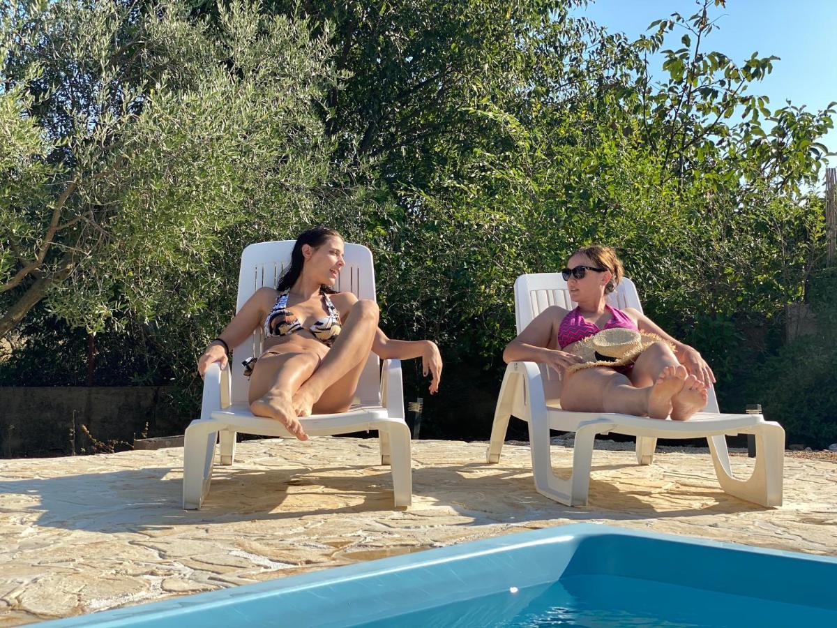 Villa Bubica- Cozy Holiday Home In Rural Area With Pool Stankovci  المظهر الخارجي الصورة