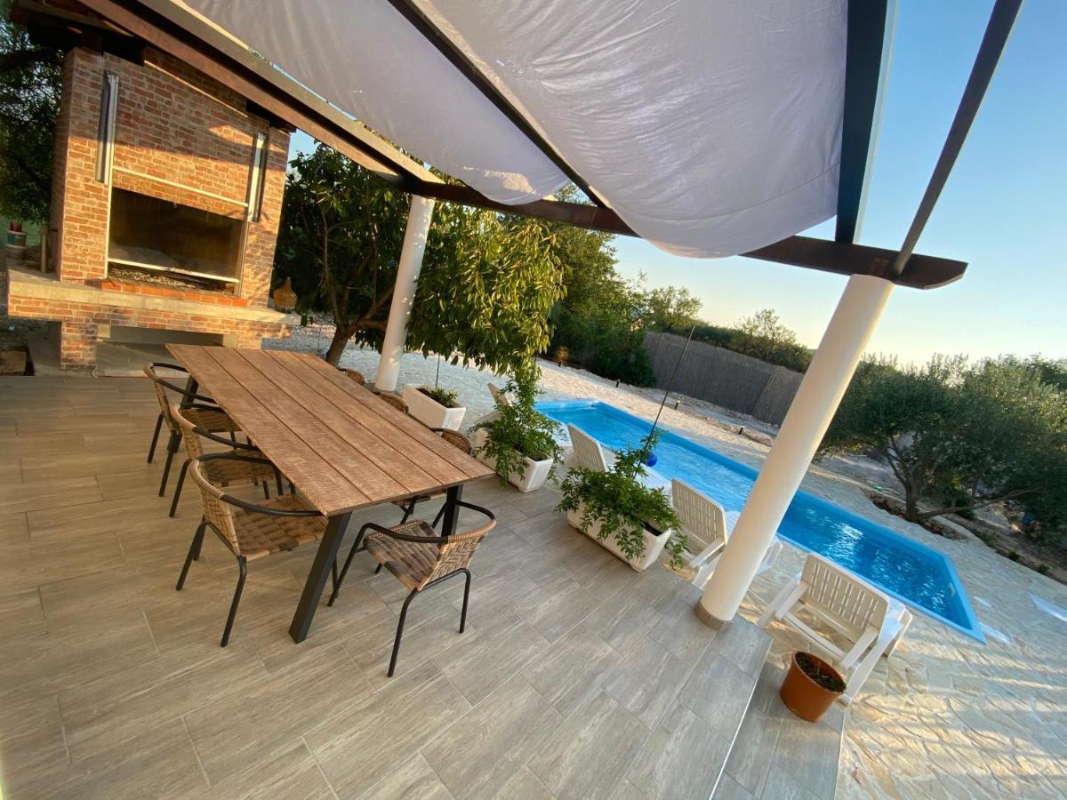 Villa Bubica- Cozy Holiday Home In Rural Area With Pool Stankovci  المظهر الخارجي الصورة