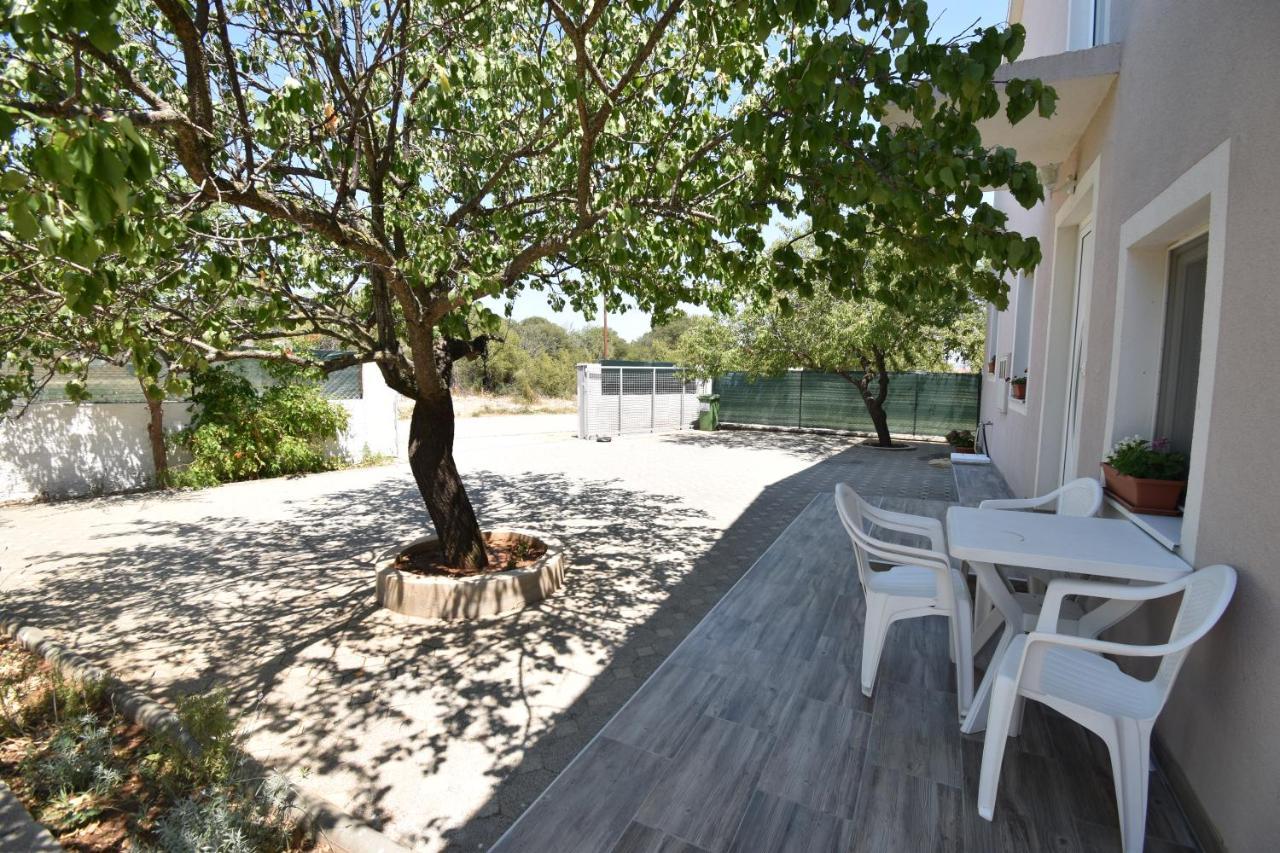 Villa Bubica- Cozy Holiday Home In Rural Area With Pool Stankovci  المظهر الخارجي الصورة