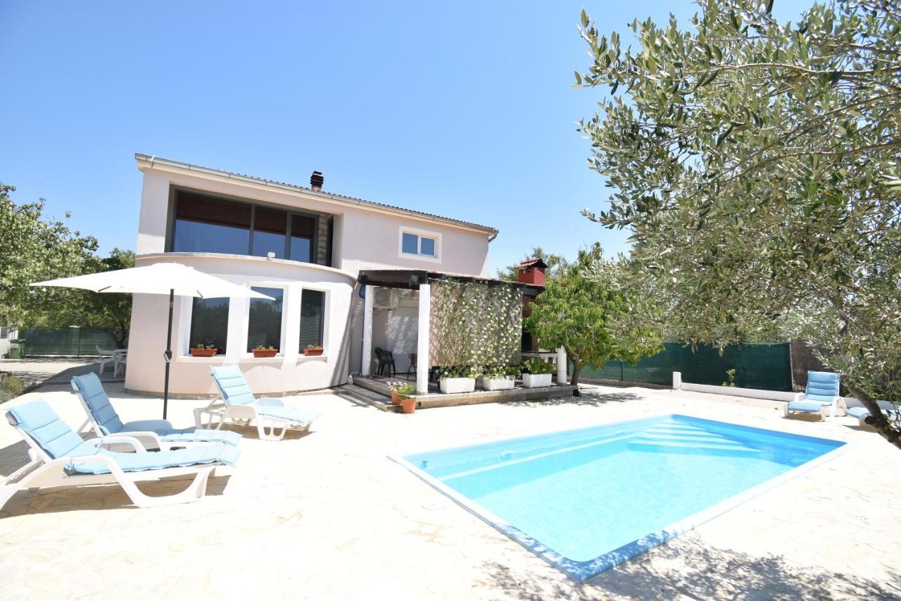 Villa Bubica- Cozy Holiday Home In Rural Area With Pool Stankovci  المظهر الخارجي الصورة